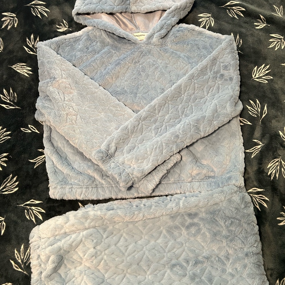 No Boundaries Quilted Baby Blue Hoodie Set